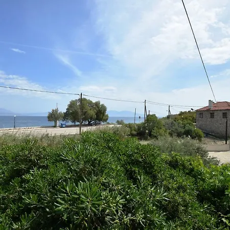 Corinth Beach House Sarandapikhiotika